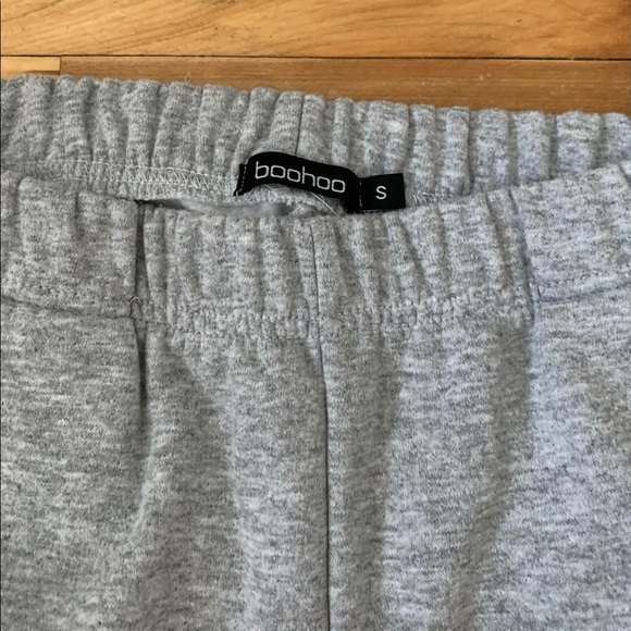 Grey sweatpants from boohoo - Picture 3 of 6